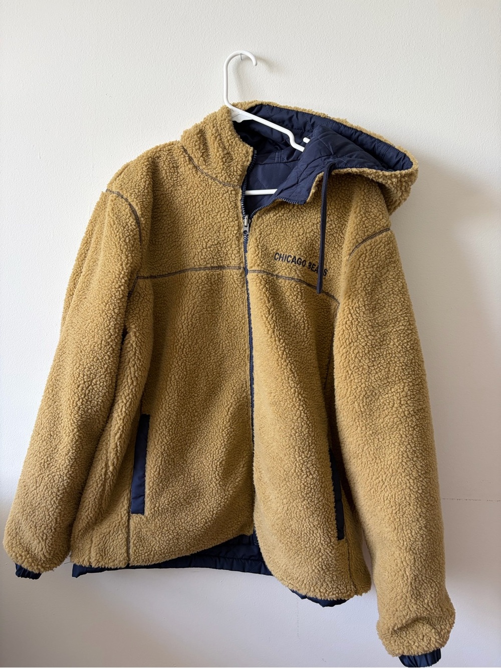 NFL Chicago Bears Reversible Sherpa & Quilted Full Zip Hooded Jacket | Size L - Picture 2 of 15